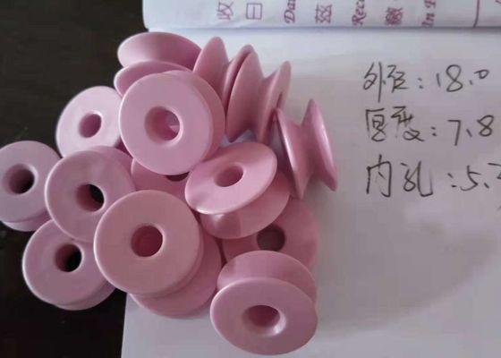 سيراميك Al2O3 أبيض اللون مع قوة انحناء 400MPa لمشتركي B2B