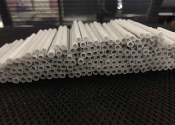 أنبوب AIN سيراميك بمقاومة كيميائية وقوة ضغط 1000-1500 ميجا باسكال