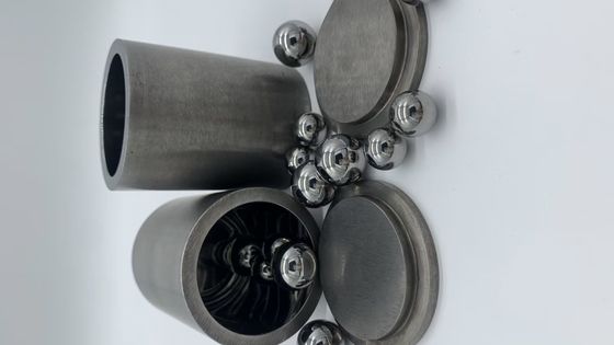 قوة ضغط متفوقة سيراميك نتريد السيليكون للاستخدام الأسود / الرمادي في جهاز الإرسال