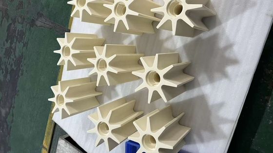 25w/mk التوصيل الحراري السيراميكي الألومينا الأكسيد الأبيض / الأصفر مع العمر الطويل