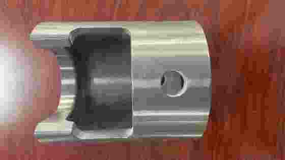 يمكن استخدام سيراميك نتريد السيليكون المصمم خصيصًا والمصنوع بدقة عالية في صناعة المحامل والصناعات الكيميائية وصناعة الصمامات.