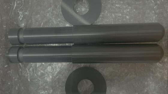 أنابيب الحماية للحامل الحراري Si3N4 مع مقاومة درجة حرارة عالية، والحفاظ على قوة عالية وصلابة حتى في درجة حرارة عالية من 1200 درجة مئوية يمكن أن تقدم قياس درجة الحرارة السريعة والدقيقة